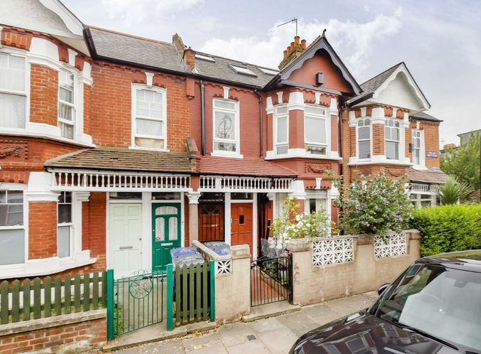 Valetta Road, W3
Collingwoods Estate agents
For Sale